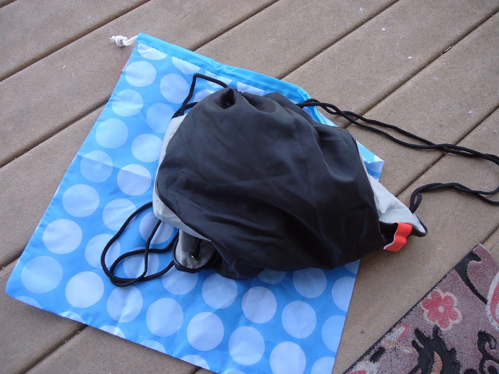 Running Diva Mom Febreeze Detergent & Tide Laundry Bag Review & Giveaway