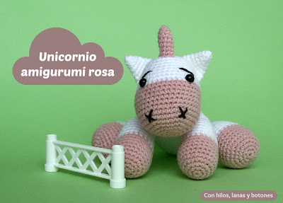 Con hilos, lanas y botones: unicornio amigurumi rosa