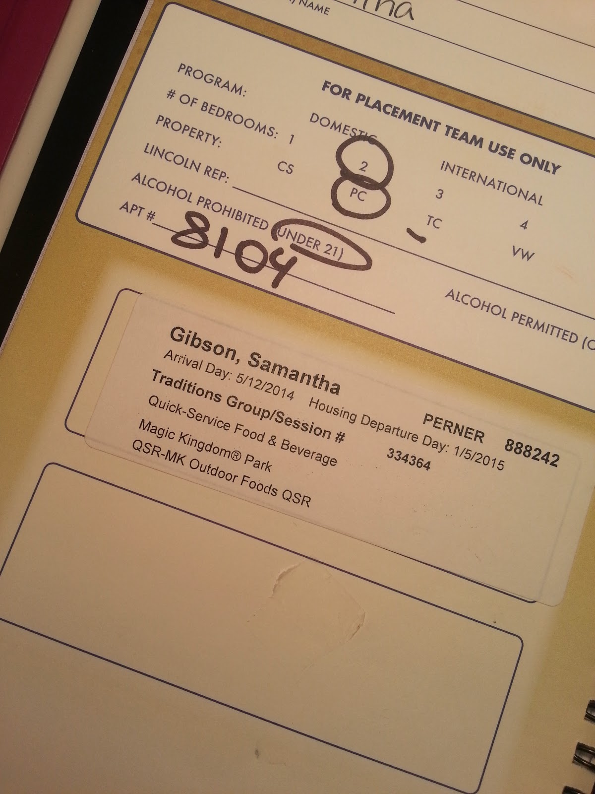 Samantha Does Disney CheckIn Day