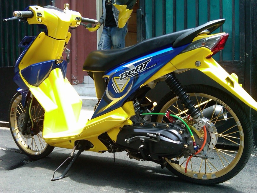  Stiker  Keren  Untuk  Motor 