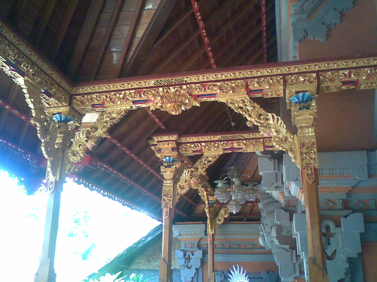 Angga Seni Ukir : Bangunan dan Jenis Ukiran Stil Bali