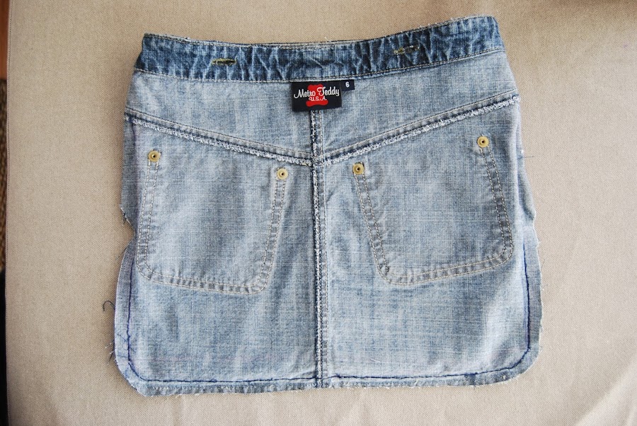 bolso hecho a partir de un vaquero viejos.