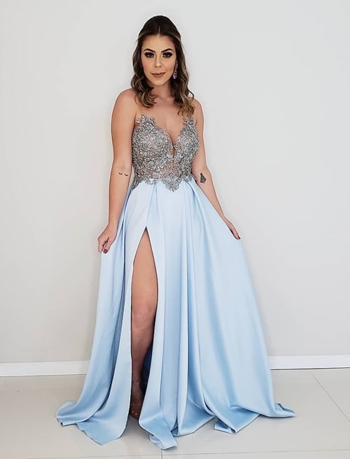 vestido de festa longo azul claro com fenda para madrinha de casamento vestido de festa longo azul claro com fenda para madrinha de casamento