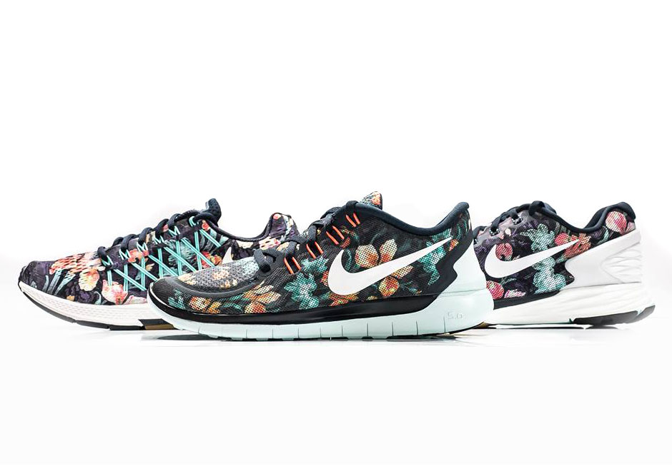 tenis nike florido feminino