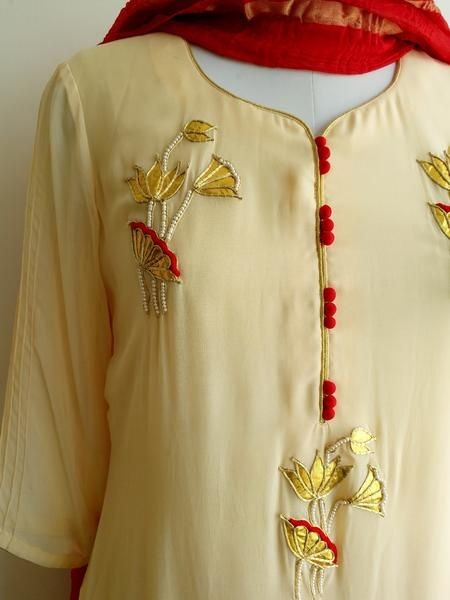 17+ Easy Simple Neck Design for Kurtis That You Need To See - SetMyWed | Neck  designs, Churidhar neck designs, Churidar neck designs
