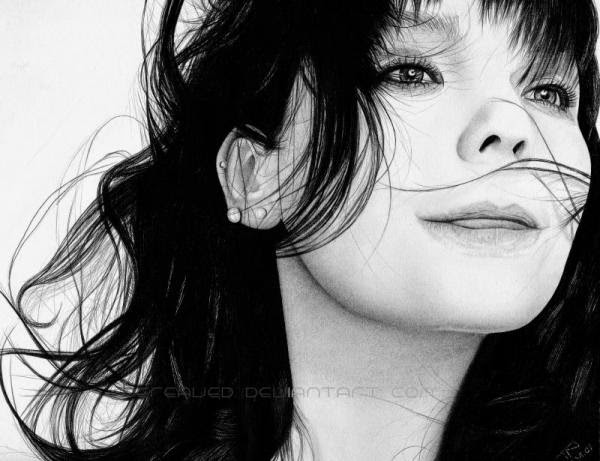 Realistic Pencil Portrait Drawings by Bereaved