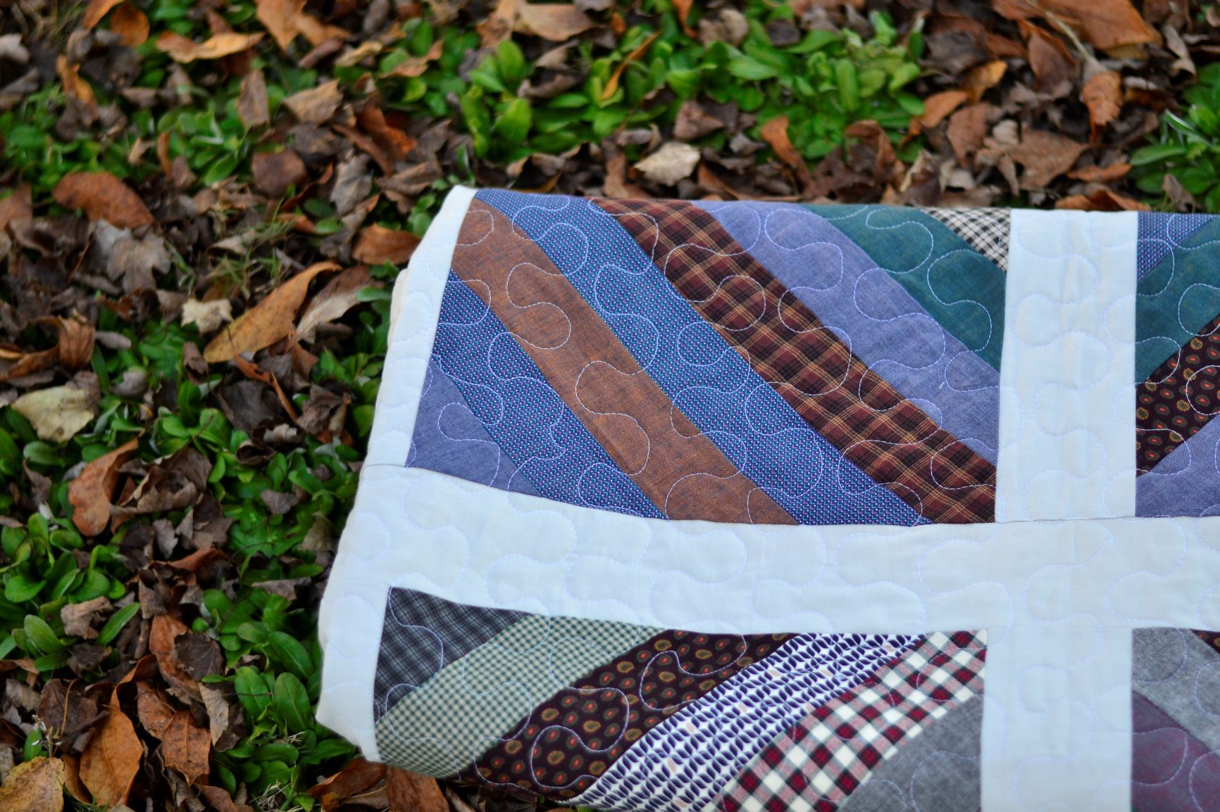 Angel Scraps Quilting THE FINISHED TEENAGER'S QUILT AND SOME FALL