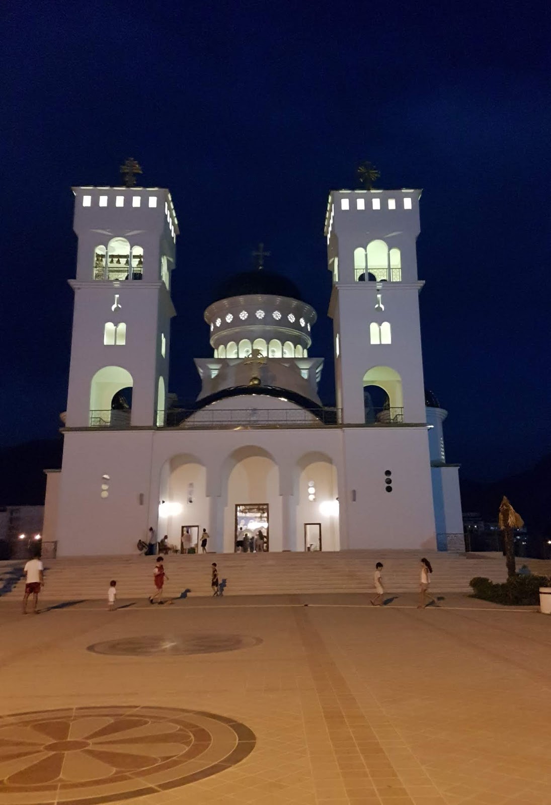 Urlaub in Montenegro mehr als nur Strand & Meer! Mihaela & Family