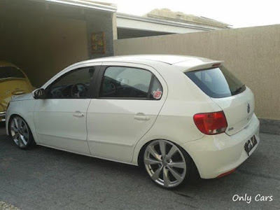 Gol G6 Rebaixando Branco R17"