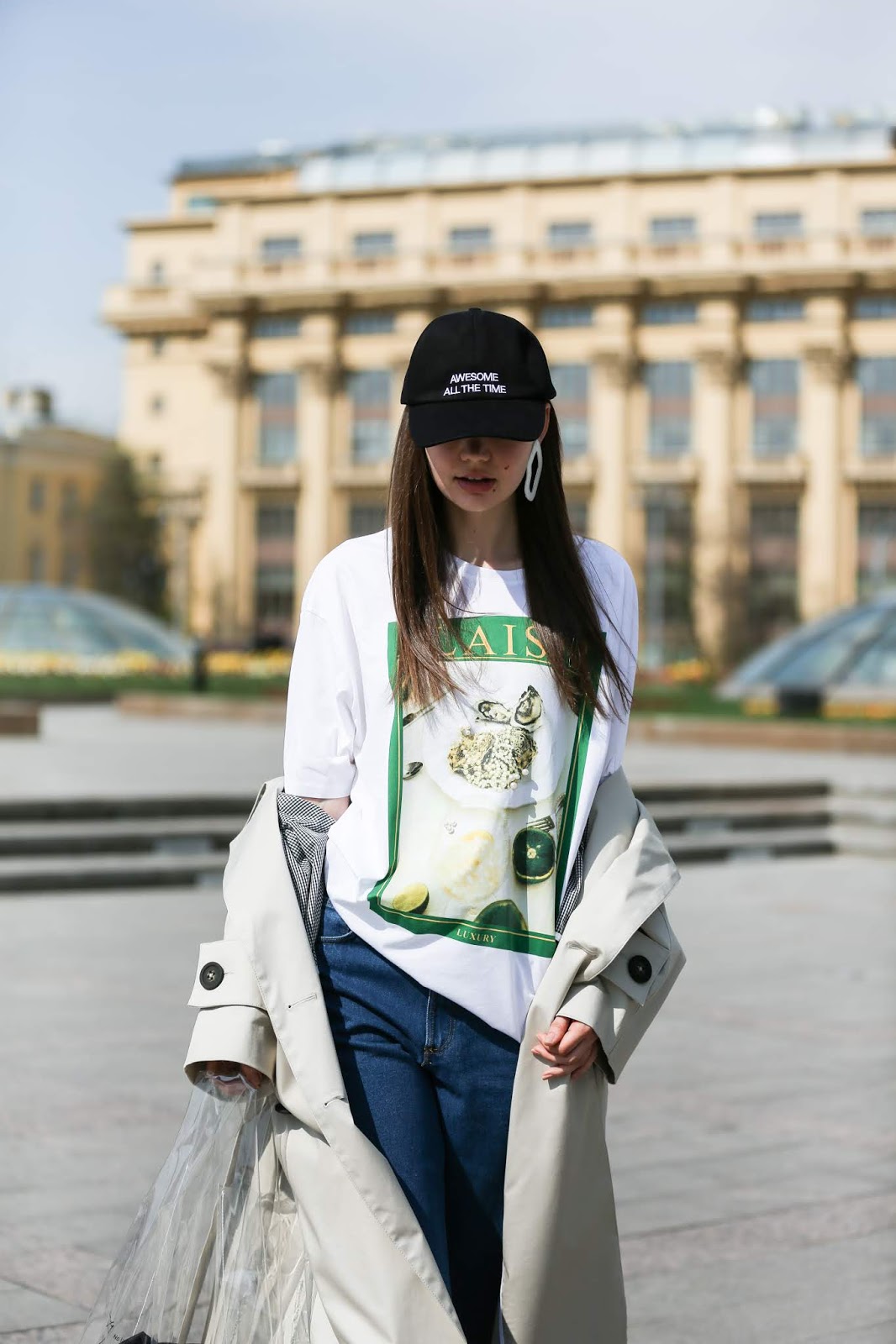 Tshirt + Jeans Face to Face with Style