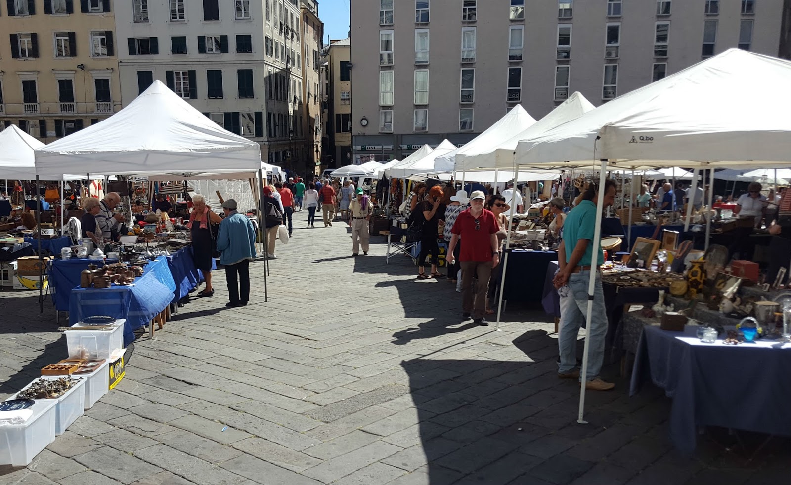Los tesoros del Mercato dell'Antiquariato del Palazzo Ducale en Génova