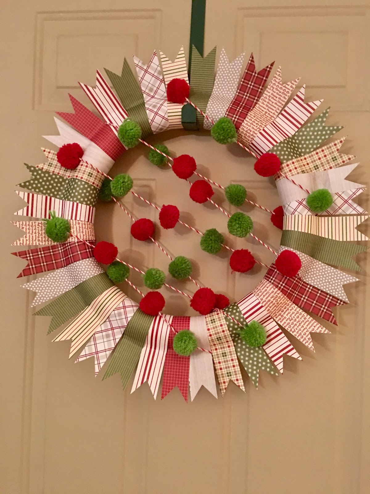 Christmas Paper Wreath DIY