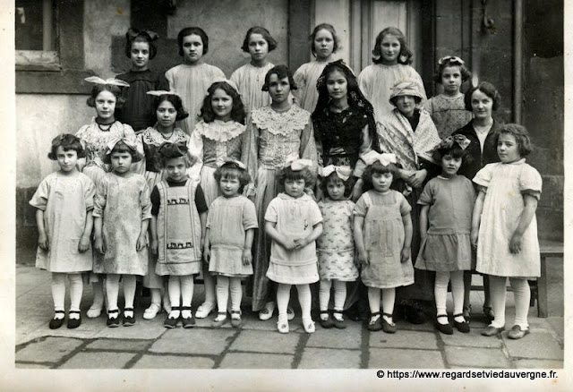 ancienne photo d'école noir et blanc ancienne photo d'école noir et blanc