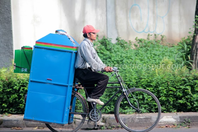 Penjual Kerupuk