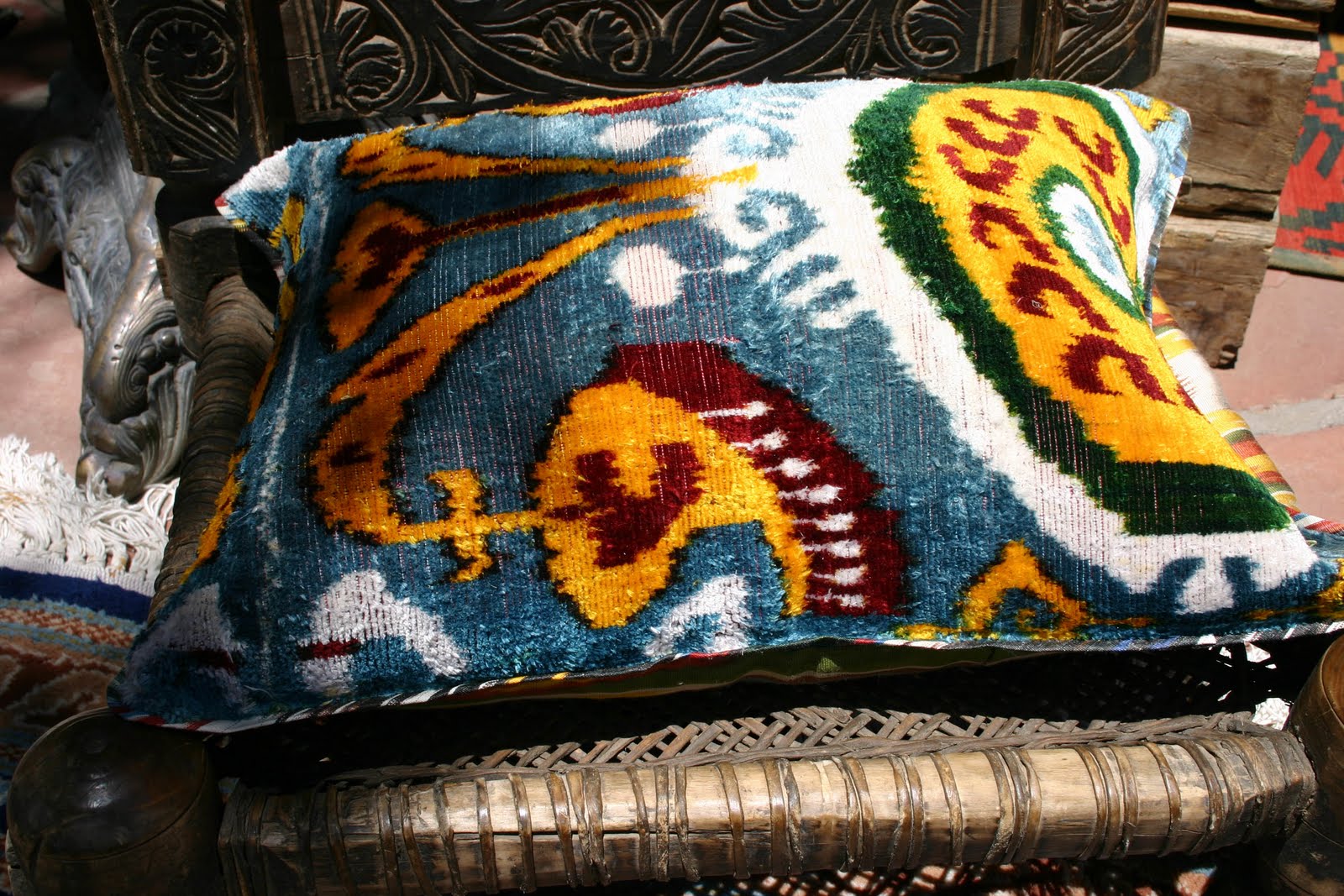Chasing Santa Fe Santa Kilim Ali Baba's Treasures