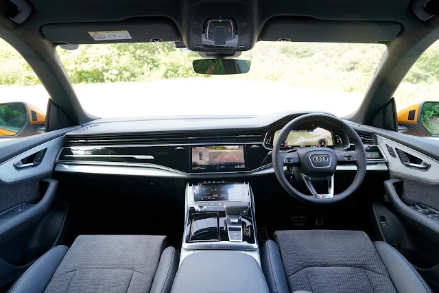 Audi Q8 na Terra do Sol Nascente