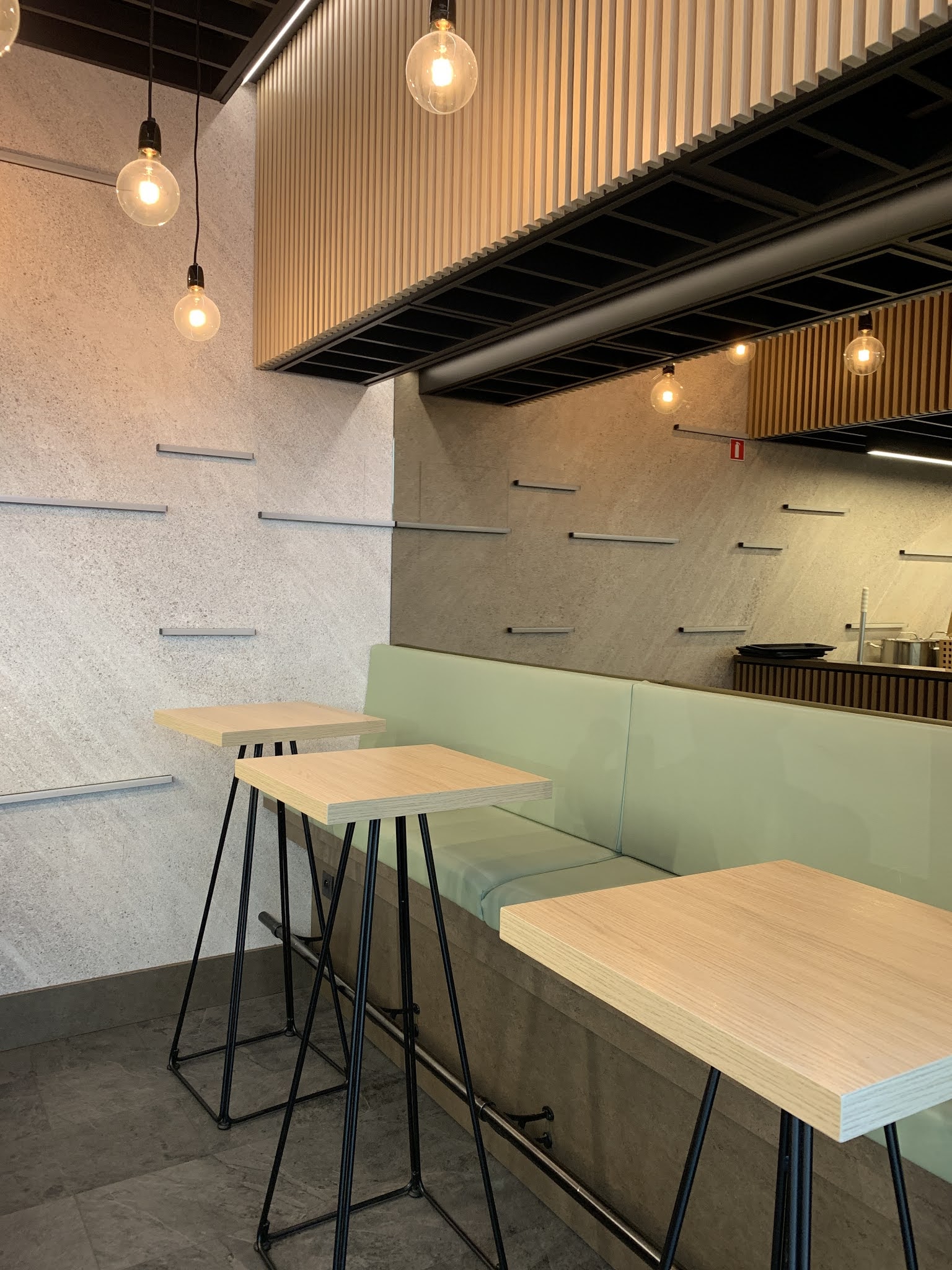 Autogrill Snooshi Bar Luchthaven ZAVENTEM UFFICIO 2.0 EN