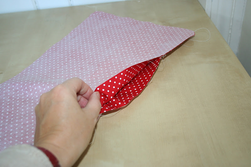 redneedle sewing: Tutorial - Stitch 'n' Flip Christmas Stocking
