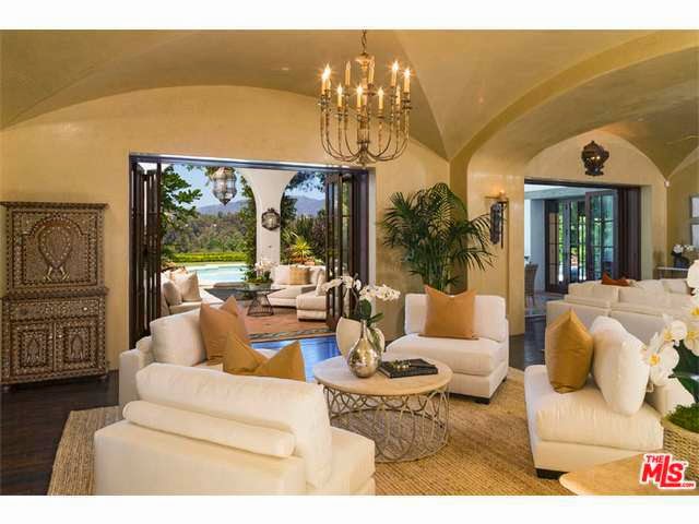 Mansion Living Room >> Tricked Out Mansions - Showcasing Luxury Houses: Pacific Palisades Million Dollar Gem Mansion Living Room >> Tricked Out Mansions - Showcasing Luxury Houses: Pacific Palisades Million Dollar Gem
