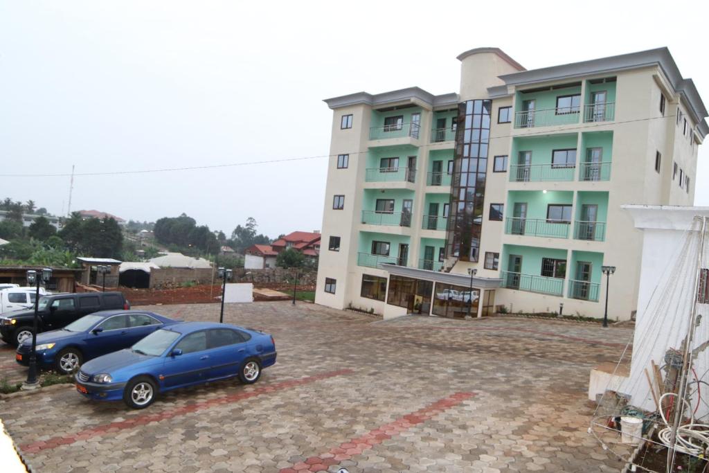 Types of Houses in Cameroon With Pictures (Updated Designs)