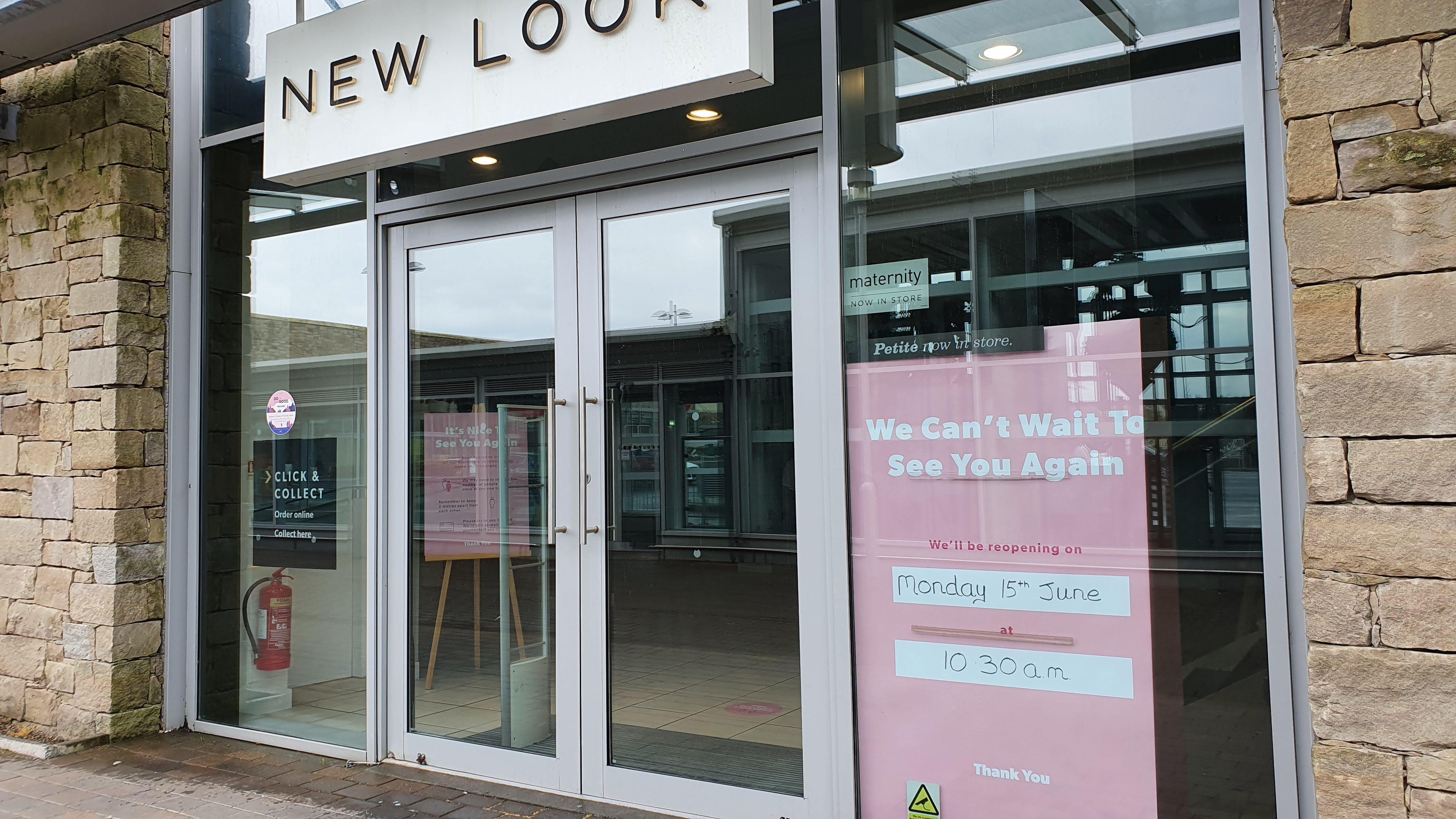 Clothes / accessories Open in Galway