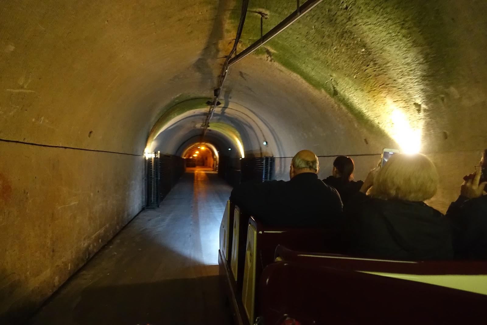 schillerwine Cellar Tour and Tasting at Mercier in Épernay Bourgogne