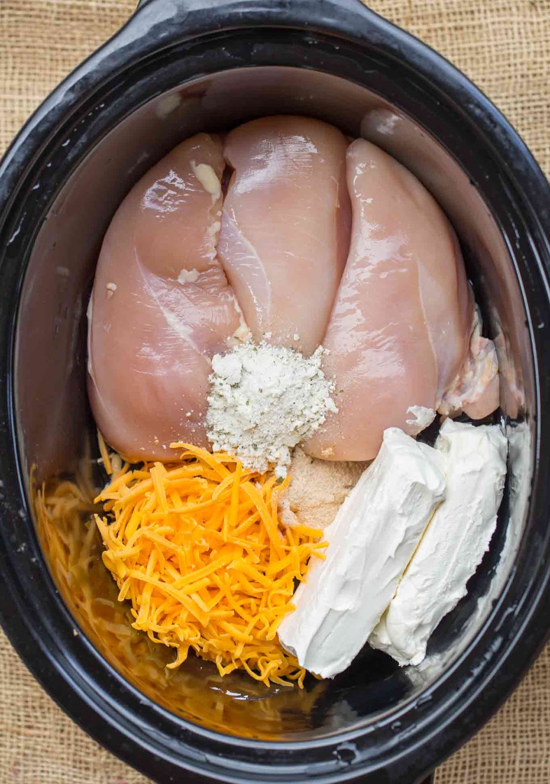 SLOW COOKER CHICKEN BACON RANCH SANDWICHES #sandwich #salad #chicken #cooker #dinner SLOW COOKER CHICKEN BACON RANCH SANDWICHES #sandwich #salad #chicken #cooker #dinner