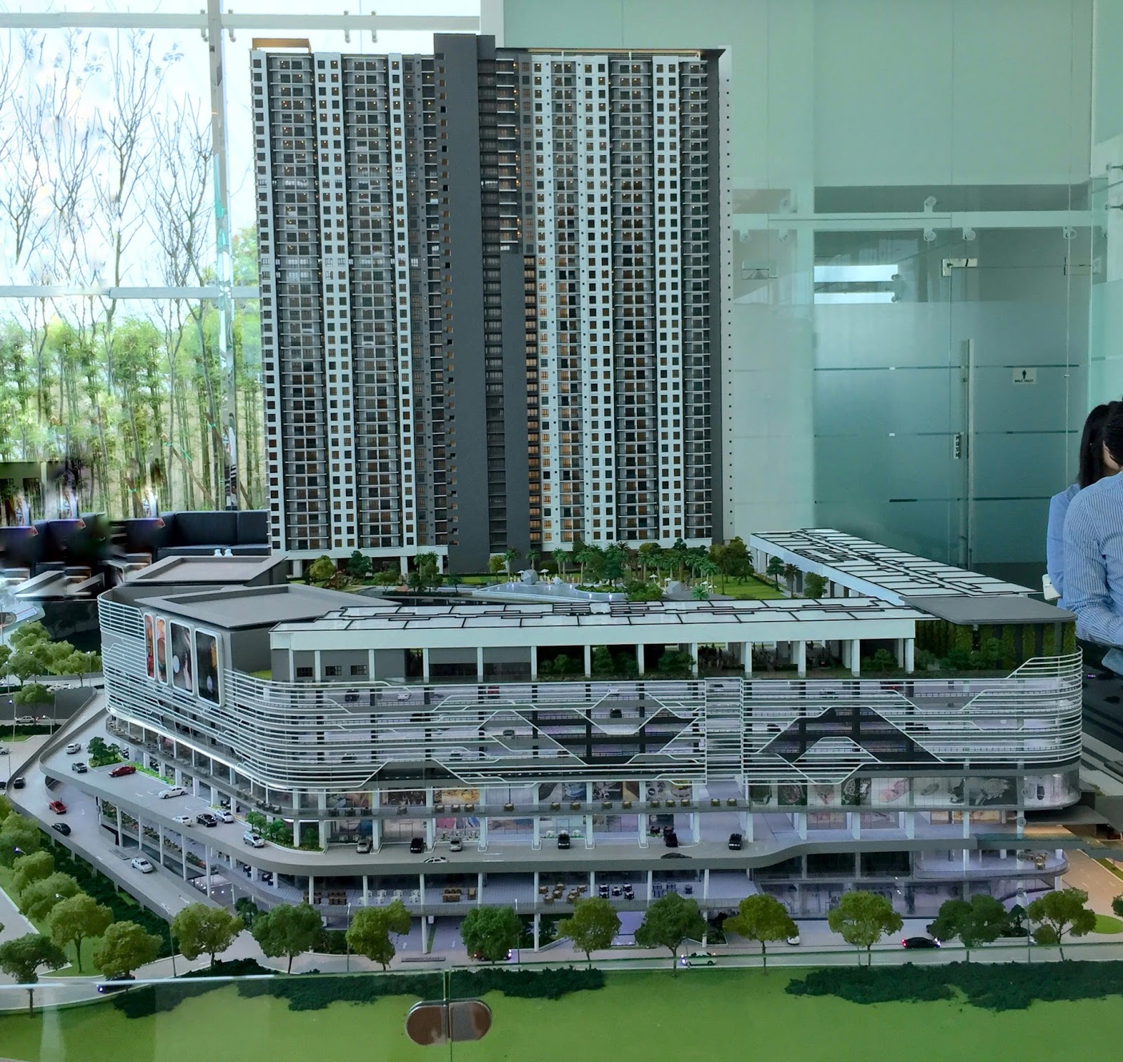 United Point Residence Lowyat / A design classic that embodies the