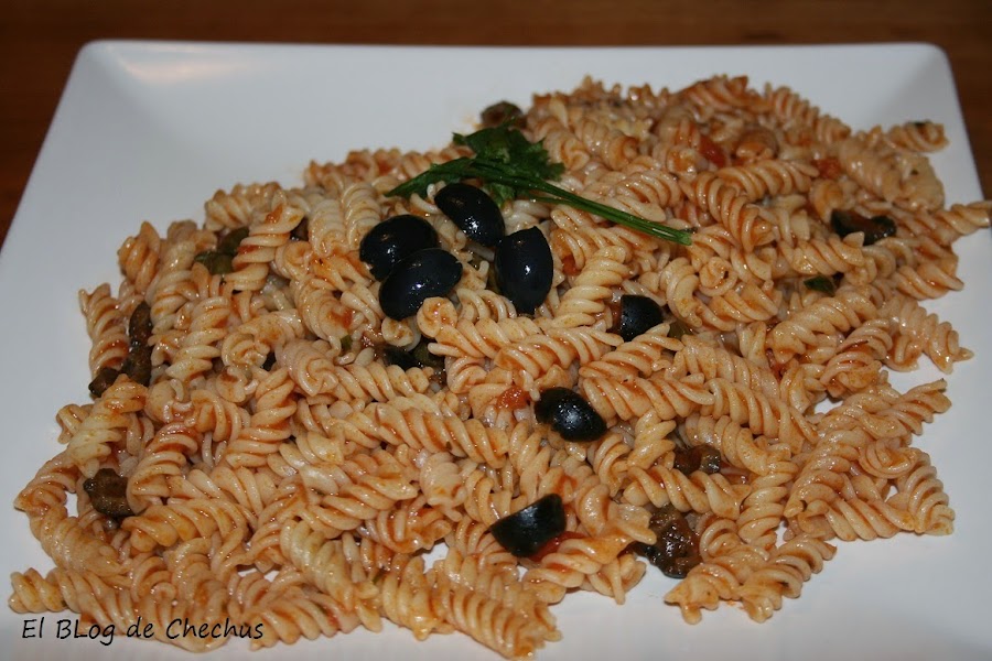 El Blog de Chechus, Chechus Cupcakes, Putanesca, Pasta con con anchoas y alcaparras