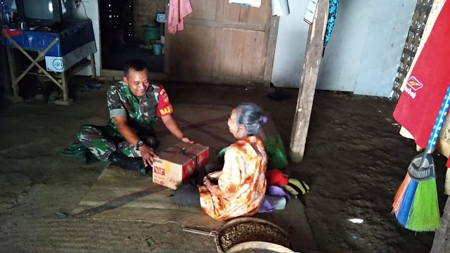 Babinsa Peleman Imbau Masyarakat Proaktif Jaga Kebersihan Lingkungan