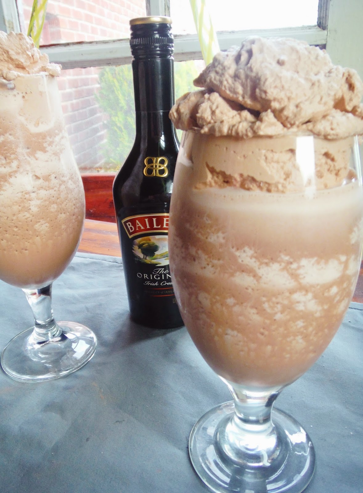 King's Frozen Bailey's Irish Cream Hot Chocolate with Chocolate
