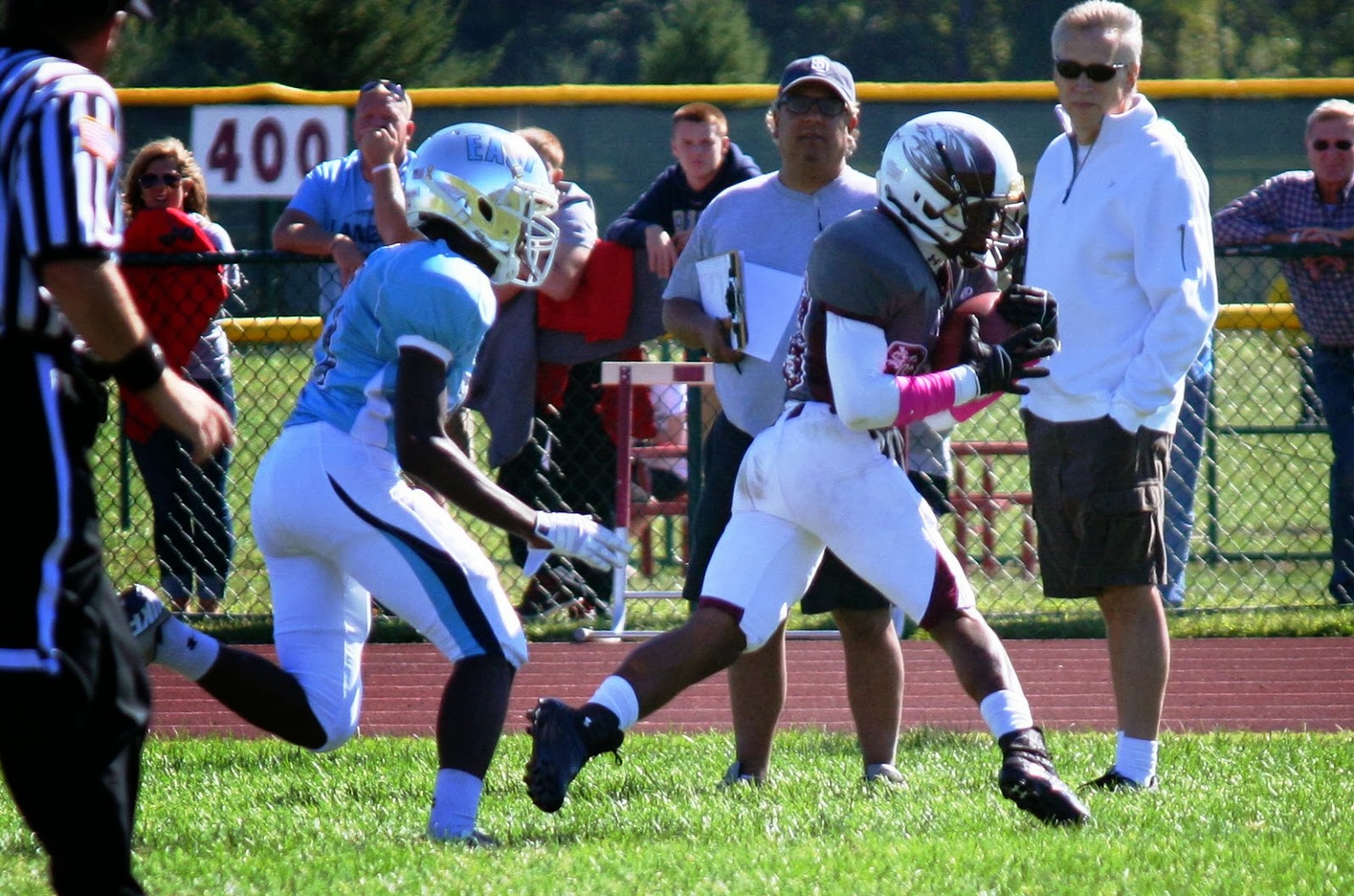 Belleville West Football West Defeats East 42 14 belleville-west-football-west-defeats-east-42-14