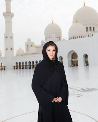 urvashirautela 58409300 2481458891888207 3531521554113446269 n Urvashi Rautela Wallpaper