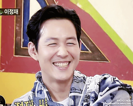 웃을 때 소년같이 웃는 이정재 .jpg | 인스티즈