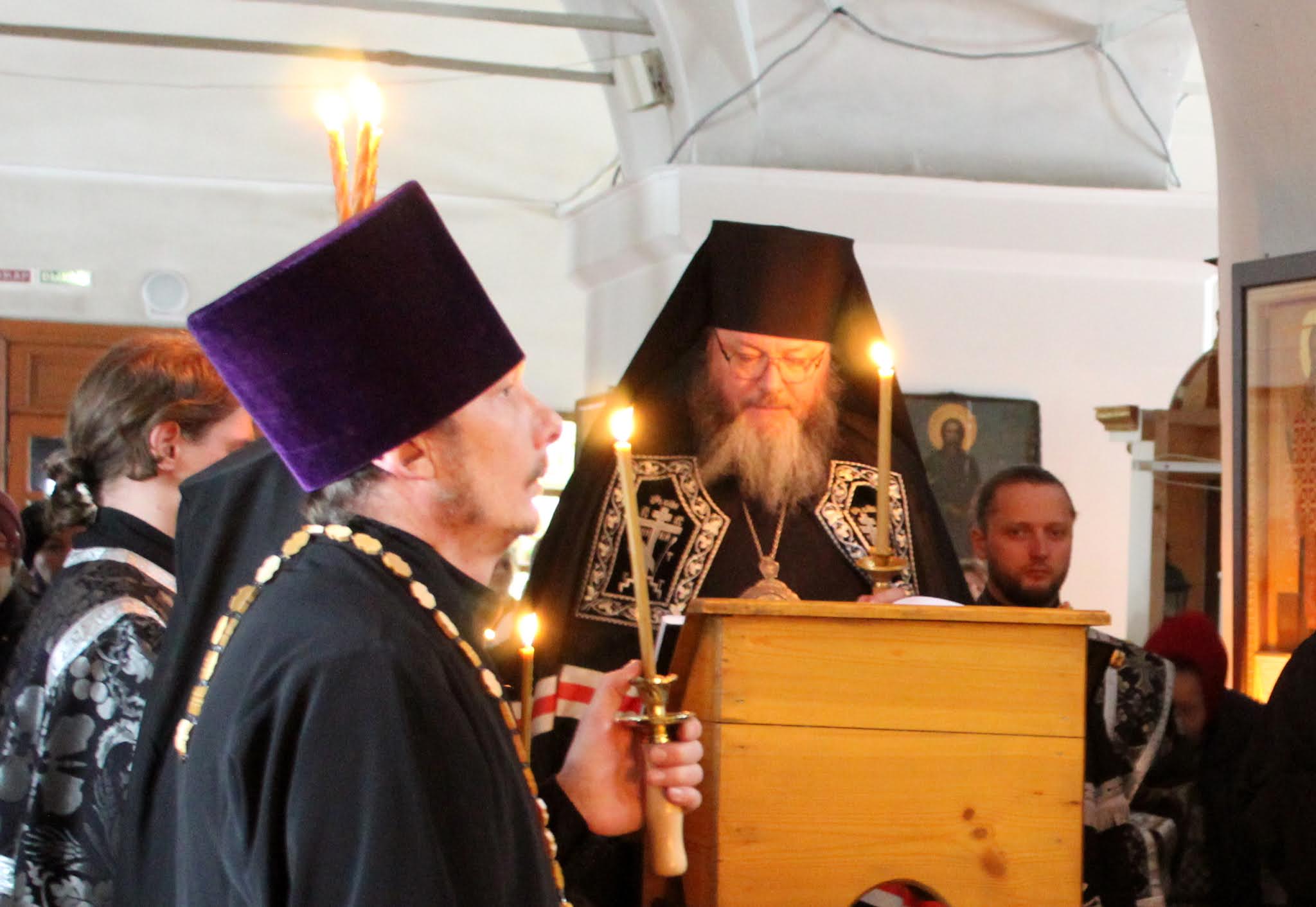 Служба на Благовещение во Владимире