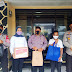 Polsek Banyuresmi Polres Garut, Berikan Bansos Terhadap Warga Terdampak Covid-19.