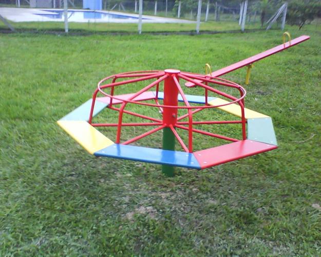 Brinquedo de girar no parquinho Clearance