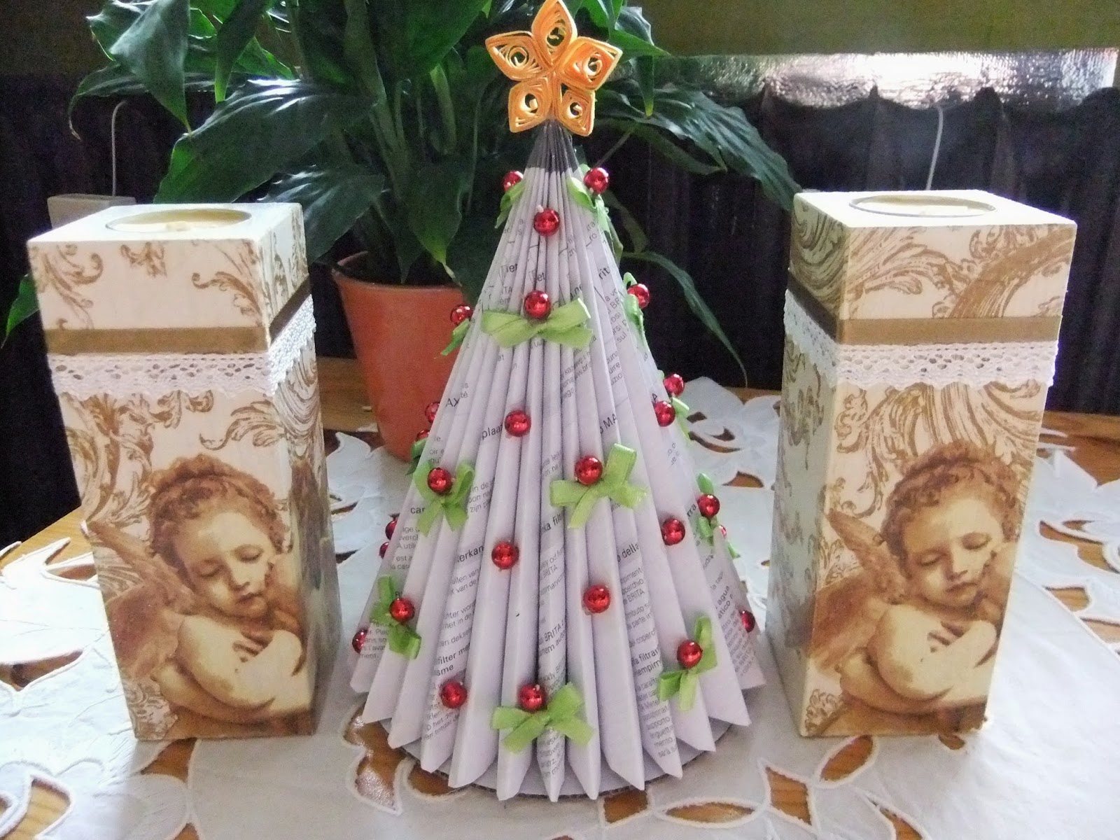 ROBÓTKI EWCI CHOINKA Z PAPIERU I ŚWIECZNIKI DECOUPAGE