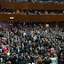 Va AMLO por eliminación de diputados y senadores plurinominales con nueva reforma