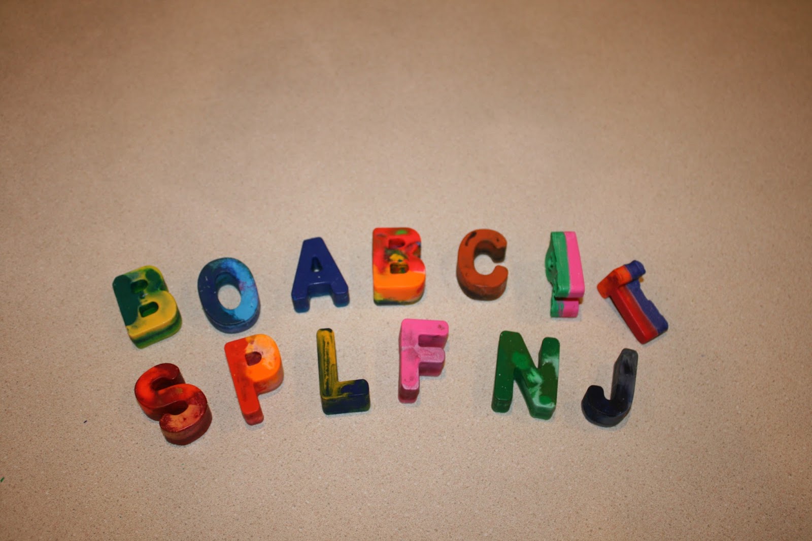 North Hill Robo Owls: How to Make Alphabet Crayons From Recycled Crayons