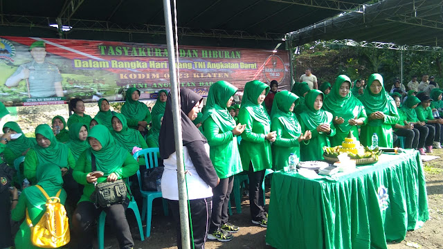 Potong Tumpeng Kodim 0723 Klaten Tasyakuran Hari Juang TNI AD