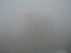 Neblina cubre Santiago 9.20 horas