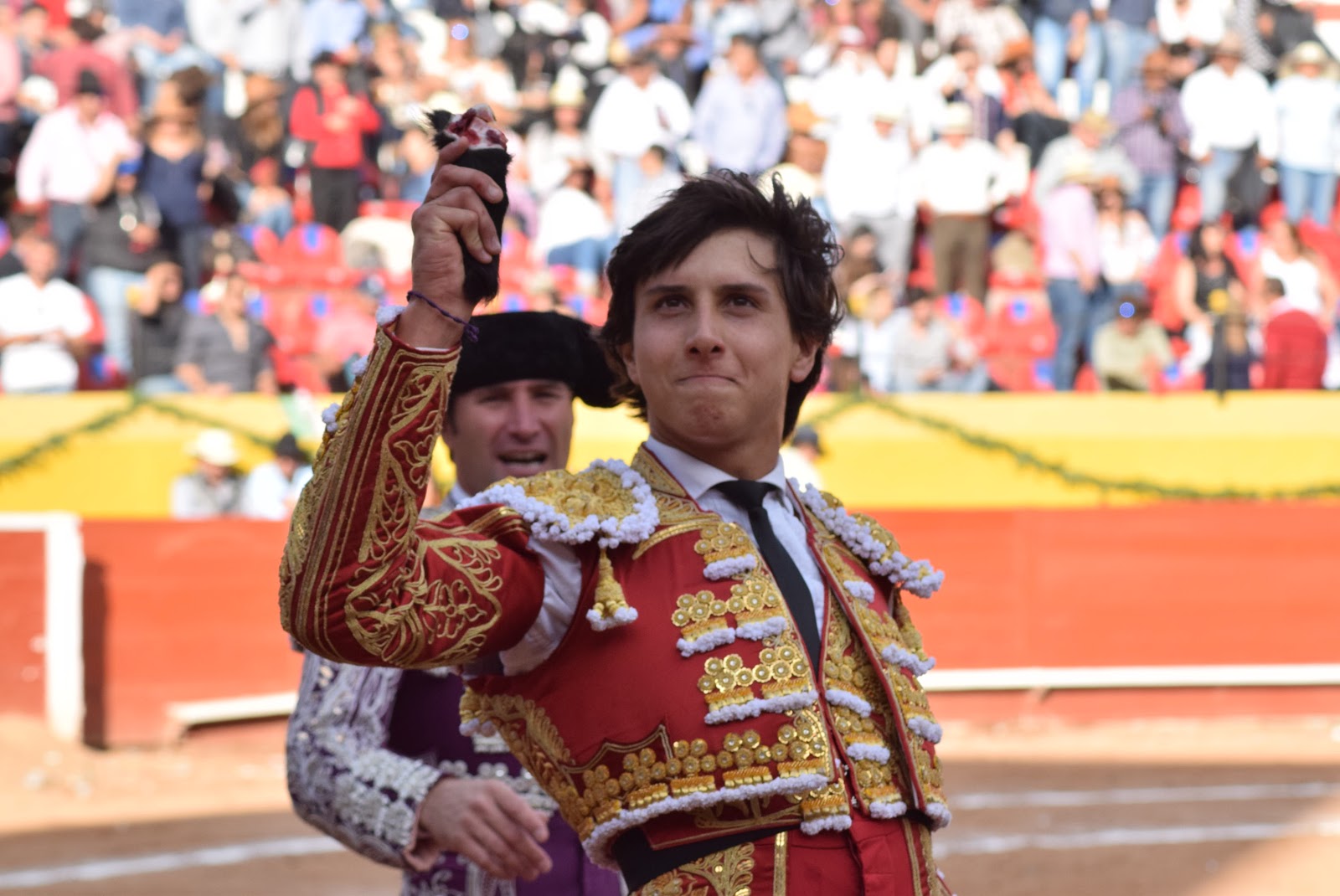 CIRCULO TAURINO DEL CENTRO: ANDRÉS ROCA REY Y SILVETI TRIUNFAN EN PACHUCA.
