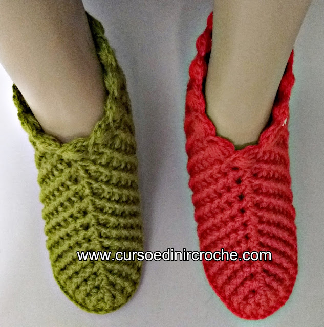 Como fazer linda e fácil pantufa em crochê aprender croche curso edinir croche online facebook instagram youtube