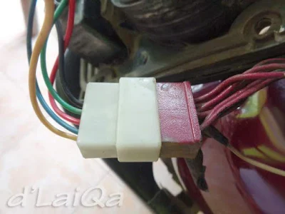 periksa socket kabel lampu