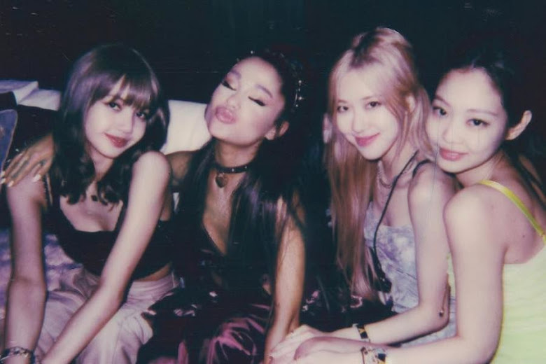 Rumor Kolaborasi BLACKPINK-Ariana Grande Kian Santer Rumor Kolaborasi BLACKPINK-Ariana Grande Kian Santer