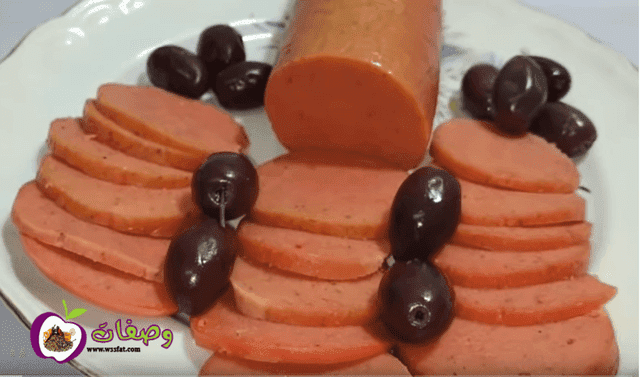 طريقه عمل لانشون الفراخ بطريقه الشيف حسن من برنامج الشيف حسن قناه Mbc مصر الشيف حسن