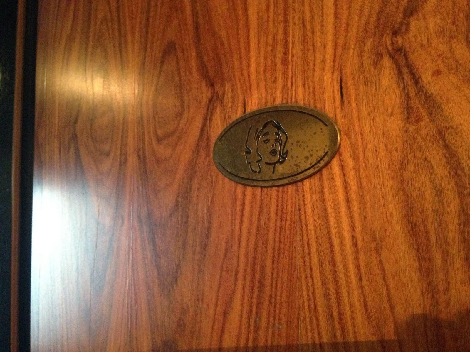 Public Toilets Kazališna kavana ("Kavkaz"), Zagreb, 20140417