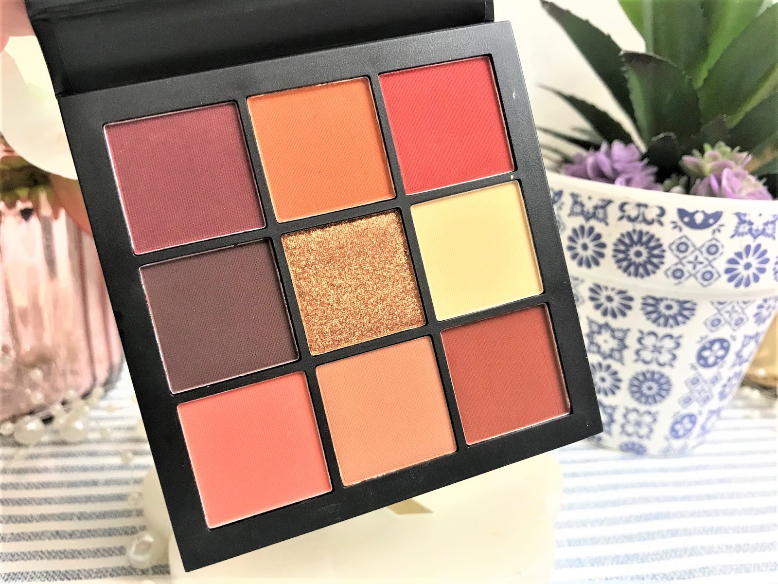 Kathryn's Loves Huda Beauty Warm Brown Obsessions Eyeshadow Palette