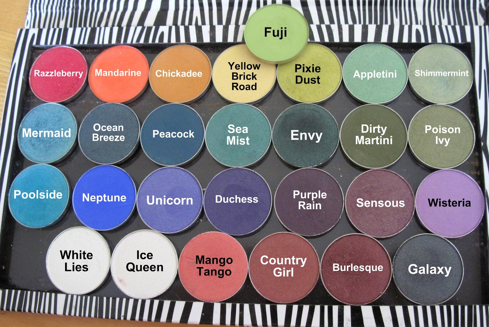 Makeup Makeup Geek eyeshadow swatches and